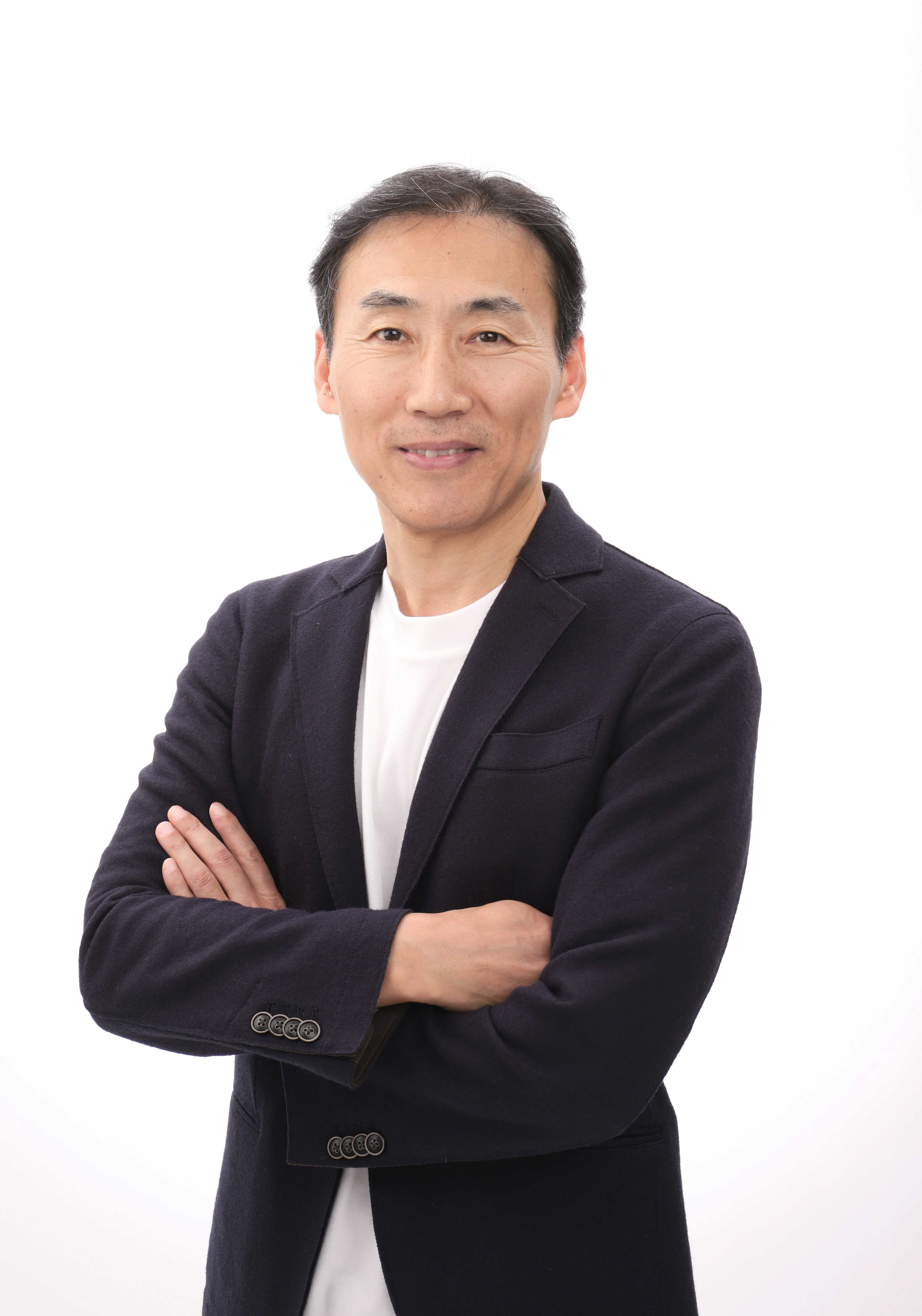 写真:校長 高 瑩雪